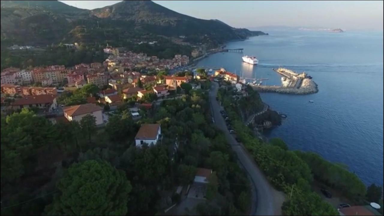 Appartamenti Estivi Anna E Pino Rio Marina Exteriör bild